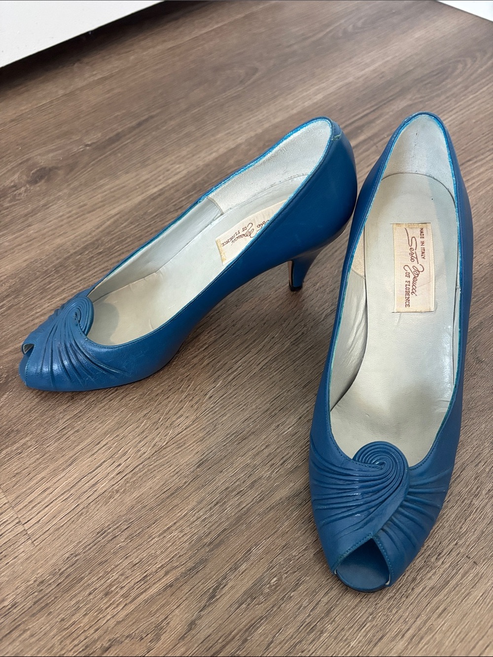 Sesto Meucci Vintage Italian Leather Blue Peep-Toe Pumps Heels